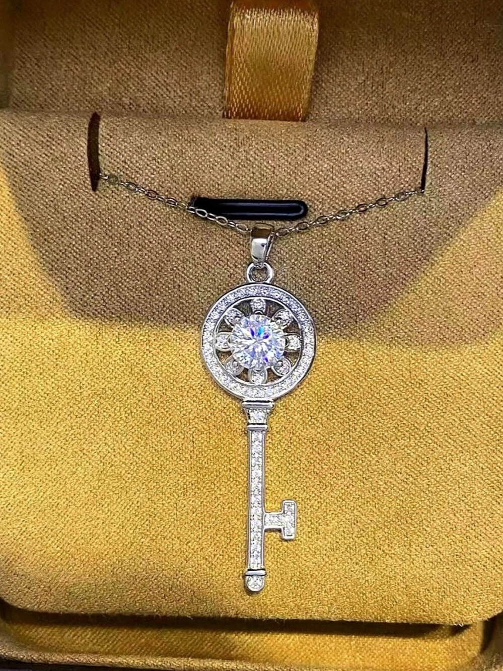 1CT Moissanite Key Pendant Necklace 925 Sterling Silver Floral Halo Certificate